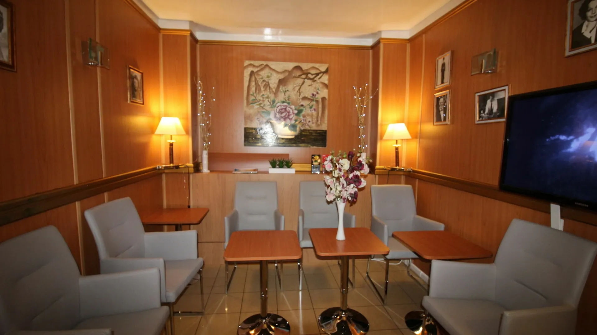 Le Nouvel Hotel Du Theatre Paris 3*,  France
